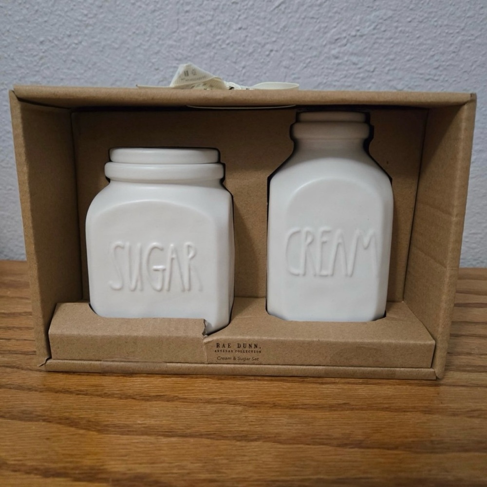 Rae Dunn Sugar and Cream set